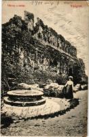 1911 Visegrád, Várrom a kútnál (EK)