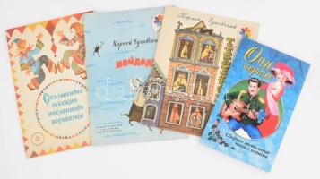 4 db orosz nyelvű kiadvány: ,,Fekete szemek" dalgyűjtemény kottákkal + mesefüzetek