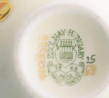 Zsolnay pillangó mintás váza. Kézzel festett, jelzett, hibátlan 13 cm