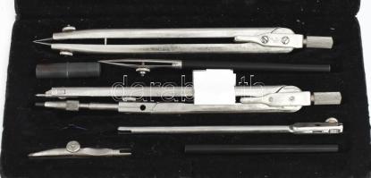 Antik precíziós készlet, jelzett, tokban.