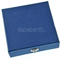 Kutas László (1936-2023) 2011. "Kétszáz éves - a Budapest Deák téri evangélikus templom / Az el...