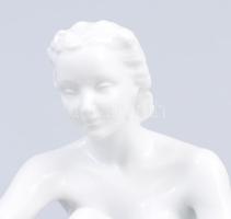 Herendi "A forrásnál" szobor. Terv: Donner Mária Gertrúd (1902-1986). Fehérmázas, jelzett,...