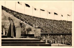 75. Deutscher Katholikentag in Berlin. Bischof Wilhelm Weskamm bei seiner Schlussansprache im Olympia Stadion. Morus Verlag, Foto Wagner / Catholic Day, bishop, meeting (EK)
