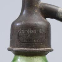 cca 1926 Kőbányai Vendéglősök és Fűszerkeresk. Sz.GY.R.T. uránnal színezett szódásüveg, sascsőrös fe...