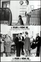 cca 1989 előtt készült, ,,A gyilkos a házban van" című magyar film jelenetei és szereplői, 11 db vintage produkciós filmfotó (vitrinfotó, lobbyfotó) ezüst zselatinos fotópapíron, a használatból eredő (esetleges) kisebb hibákkal, 18x24 cm