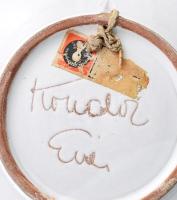 Kondor Éva (1938-): Kakasmintás dísztál, mázhibával, jelzett, d: 19cm