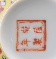 Régi kínai vékonyporcelán fedeles leveses csésze alátéttel, kanállal. Jelzett, hibátlan, d: 14 cm