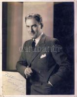 Sulkowky Zoltán és Barthy Gyula motorosok 1931-1937 közötti föld körüli útjának emlékei. Óriási, gya...