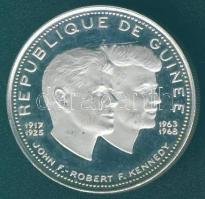 Guinea 1969. 200Fr "Függetlenség" Ag (999) T:exPP