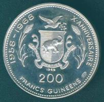Guinea 1969. 200Fr "Függetlenség" Ag (999) T:exPP
