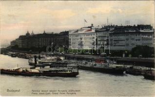 Budapest V. Ferenc József rakpart a Hungária szállodával, Szent István hajó, rakpart
