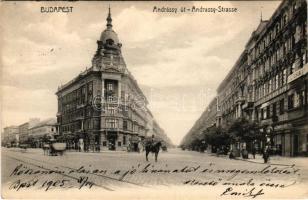 1905 Budapest VI. Andrássy út és Vilmos császár út sarok, forgalomirányító rendőrrel (kopott élek / worn edges)