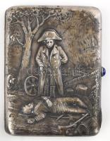 Cigarettatárca, Napoleon a harctéren jelenettel. Plasztikus kialakítású antik orosz ezüst tárca. GR ezüstjel, Kijev, 1880-1908. Jelzett, hibátlan 163 g 8x10 cm