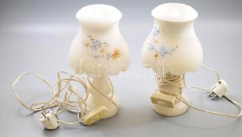 Vintage faragott zsírkő lámpa pár, egyik búrán újrafestéssel, működik, m: 27 cm