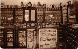 1929 Szovátafürdő, Sovata; Inczédy Villa, gyógyszertár, belső. Foto Vilus fényképészet / villa, enterieur, pharmacy. photo (r)
