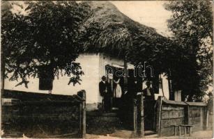 Nagyvarsány, Hangya szövetkezet üzlete; kiadja a nagyvarsányi Hangya fogyasztási és értékesítő szövetkezet (felületi kopás / worn surface)