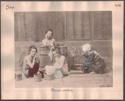 cca 1900 Japán, magyar utazó által feliratozott fotók Yokohama Club Hotel / Fürdés otthon (fél akt) ...