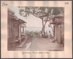 cca 1900 Japán, magyar utazó által feliratozott fotók Yokohama Sengen Yama teaház / Kamakura karton 38x30 cm  circa 1900 Japanese, photos of a Hungarian traveler Yokohama Sengen Yama teahouse / Kamkura double-sided cardboard 38x30 cm