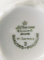 6 darab porcelán reggeliző szett: csésze alátéttel és desszertes tányér. Jelzett, minimális kopással...