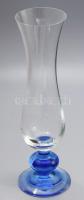 Vintage üvegváza, kéken színezett talppal, hibátlan, m: 26 cm