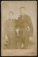 cca 1910-15 Magyar főtörzsőrmester katonai kitüntetéssel, keményhátú vintage fotó Istvánffy nagykanizsai műterméből, kissé kopott, tetején töréssel, 16x11 cm