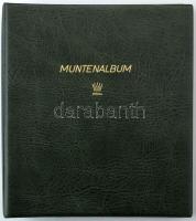 Négygyűrűs "Muntenalbum" berakó, benne 40db 3-as osztású berakólappal, használt de jó állapotban
