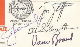 1975 Az Apollo-Szojuz közös űrrepülési program résztvevőinek autográf aláírása Alekszej Leonov (1934...