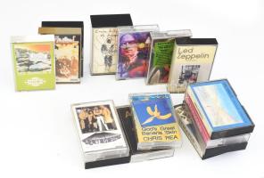 16 darab külföldi zenei kazetta, közte jó darabokkal, Abba, Chris Rea, Jethro Tull, Black Sabbath, L...
