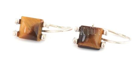 Ezüst (Ag) fülbevaló kővel, jelzett. br: 3,3 g