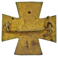 Ausztria 1915. Vöröskeresztes patrióta jelvény, zománcozott (23x23mm) T:AU
Austria 1915. Patriotic ...