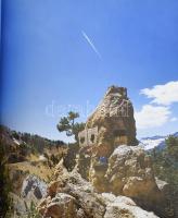 Daniel Friebe - Pete Goding: Hegynek fel. Európa legkiválóbb kerékpáros kaptatói. Ford.: Kántor Tamá...