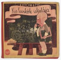Kis lurkók iskolája. (Pedagógia segédeszköz Bencsáth György illusztrációival.)  [Budapest, 1943 körül]. [Ny. n.] 3 + [1] p. + 2 t. (színes betétlapok).  Impresszum nélkül megjelent tanulási segédletünk kisiskolások számára készült, és elsősorban a szorzótábla játékos elsajátítására szolgál. A Gewea konszern licence alapján magyarított kiadvány lényege az egymást követő táblákon elhelyezett forgatható tárcsa, melyek közül a hátsó tárcsás lap szolgál a feladvány kijelölésére, majd előrelapozva és az ottani tárcsát azonos szögbe helyezve leolvasható az feladvány megoldása. Taneszközünk emlékezetes vonása, hogy használati utasítása éppúgy versikékbe szedett, mint előszava. Ez utóbbi a taneszköz méltatása mellett marketingcélokat is szolgált, a később, külön megvásárolható betétlapok felsorolásával: "A Kis lurkók iskolája / jaj de finom, jó dolog. / Van benne nagy szorzótábla, / s abban mutató forog. // Ebben a szép iskolában / nincs szigorú tanító, / itten játék csak a számtan, / s boldog minden tanuló. // És ha már a számtant érted, / kérj e könyvhöz új lapot. / Kaphatsz hozzá sok betétet, / sok-sok színes állatot. // Ezenfelül földrajz, szótár / jön hozzá, mint szép betét. / Aki ilyet kap, az jól jár, / s jól kezdi az életét. // És ki mindezt megtanulja, / dörzsölheti két kezét, / mert élete és az útja / szebb lesz, mint a szép mesék." E marketingköltemény példányunk tulajdonosánál vélhetően célba talált, ugyanis az alapbeállításként funkcionáló szorzótáblás oldalakon kívül beszerezte hozzá a vadállatos betétlapokat, melyek egyikén feladványok, másikán, megoldás gyanánt színes állatgrafikák szerepelnek. Taneszközünk színes rajzait a moziplakátjairól ismert grafikusművész, Bencsáth György készítette. Az első kötéstábla rajzának egy eleme szintén kapcsolódik a filmművészethez, a grafikusművész elhelyezte a kompozíción a Walt Disney Studios "Bambi" című mesefilmjének központi figuráját. Az évszám nélkül megjelent kiadvány kiadási évét a Bambi-referencia alapján azonosítottuk: a filmet 1942 augusztusában mutatták be az Egyesült Államokban, hozzánk a film híre jó fél év leforgása alatt eljuthatott, ha a filmet magát - ellenséges ország szellemi terméke lévén - nem is mutathatták be (Az említett film hazai premierjére egyébként csak évtizedekkel később, 1961-ben került sor.)  Példányunk oldalain és első kötéstábláján a tárcsák forgatása nyomán keletkezett kisebb kopások, az utolsó oldalon halvány foltosság.  Színes, illusztrált kiadói félvászon kötésben. Jó példány. Könyvészetileg ismeretlen, ritka kiadvány.