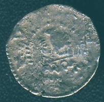 Károly Róbert 1307-1342. Denár Ag ÉH 359. T:3- RRR!!!