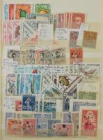 Francia gyarmatok készlet megtömött 16 lapos közepes berakóban nagyon sok régivel, jobb értékekkel