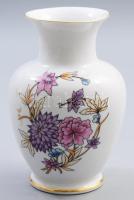 Hollóházi virágmintás váza, jelzett, m: 15 cm