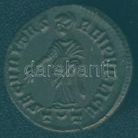 Római Császárság Helena IV. század Nummi/Folis Br T:2/2+