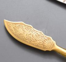 30 db ezüst (Ag) nyelű evőeszköz, részben csont, jelzettek