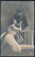 1915