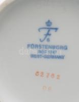 Fürstenberg porcelán kévés kiöntő. Kézzel festett, jelzett, hibátlan 24 cm