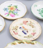 9 Herendi kiöntő kis tálka, gyűrűtartó, hamus, stb Kézzel festett, jelzett, kis kopással egyiken, má...