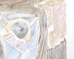 Design lakberendezési tárgy, fa, üveg, 19x15x15 cm