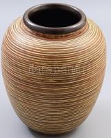 Német iparművész váza, jelzett, m: 19,5 cm