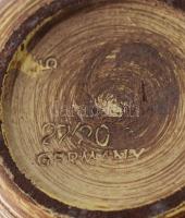 Német iparművész váza, jelzett, m: 19,5 cm