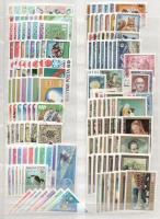 100 klf teljes sor 2 db A/4-es berakólap minden oldalán