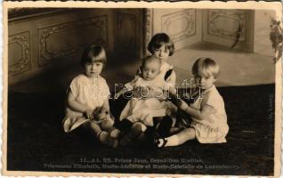 1926 LL. AA. RR. Prince Jean, Grand-Duc Héritier, Princesses Elisabeth, Marie-Adelaide et Marie-Gabrielle de Luxembourg (EK)