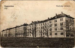 1917 Nagyszeben, Hermannstadt, Sibiu; Tüzérségi laktanya. Vasúti levelezőlapárusítás 1485. / K.u.k. military artillery barracks (fl)