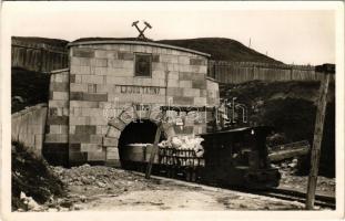 Désakna, Ocna Dejului; Lajos tárna, sóbánya, iparvasút, bányavasút vonat / salt mine, industrial railway, train