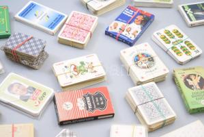 30 pakli klf kártya, közte érdekes, jó darabokkal