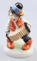 Herendi harmonikás fiú. Kézzel festett, jelzett, hibátlan, m: 20,5 cm