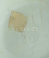 Nagyváza. Cseh, cca 19. sz. utolsó harmada, részben kézzel festett, sorszámozott, restaurált, m: 41,...